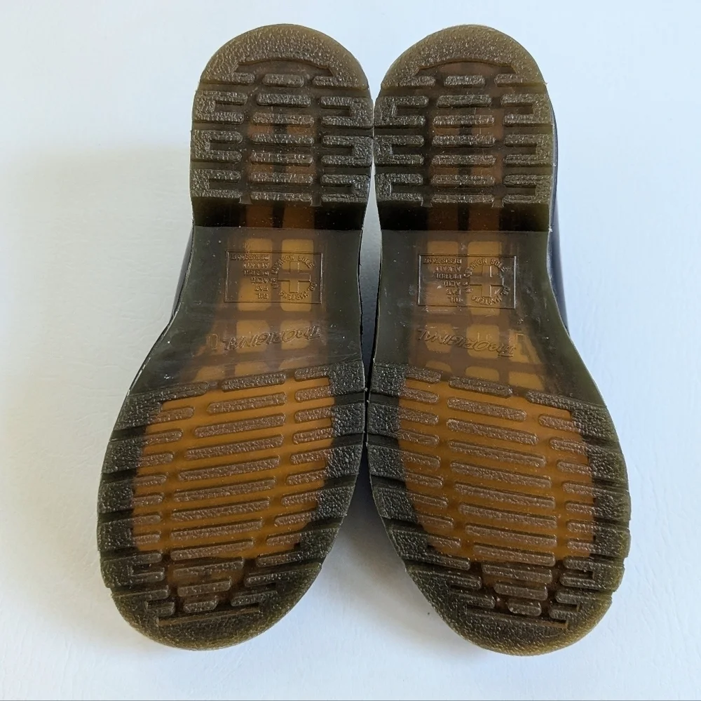 NEW Dr. Martens Boy's Girl's Classic Black Leather Shoes Size 5 Youth 1461
